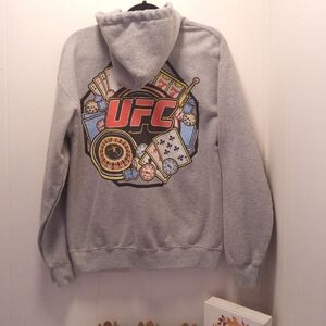 Like New UFC Pullover Hooded Sweatshirt Size M